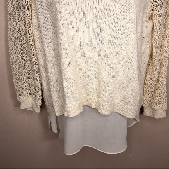Medium Lucky Brand Ivory Cream Knit Chiffon Top Embroidered Lace  Pullover - Picture 3 of 13